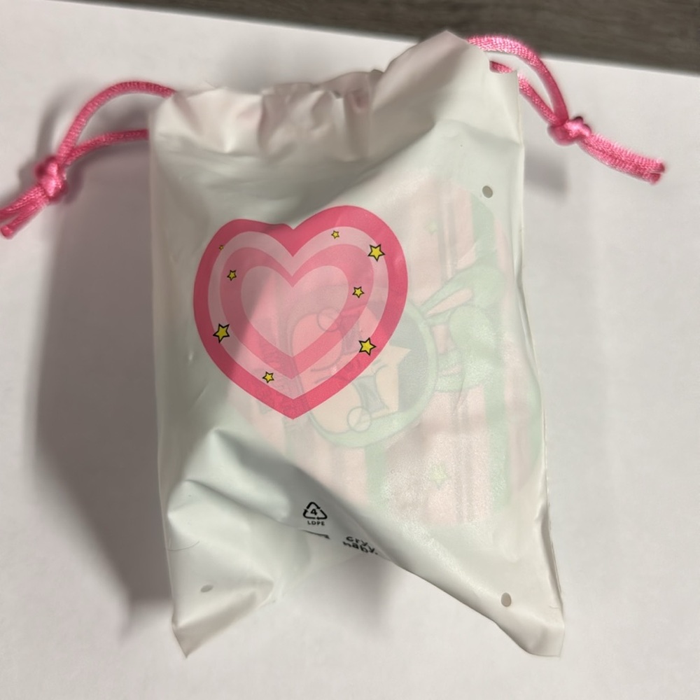 NWOT CRYBABY × Powerpuff Girls Series-Vinyl Face Plush - Bunny Buttercup - Picture 12 of 12